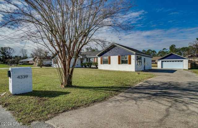 4339 Pine Tree Lane - 4339 Pine Tree Lane, Bay County, FL 32444