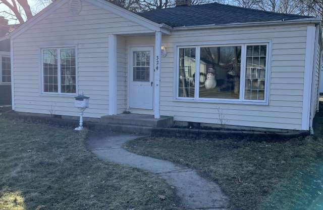 324 N Schubert St - 324 North Schubert Street, Palatine, IL 60067