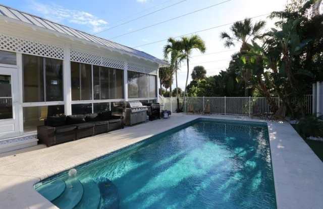 400 Seaside Lane Gallery 4