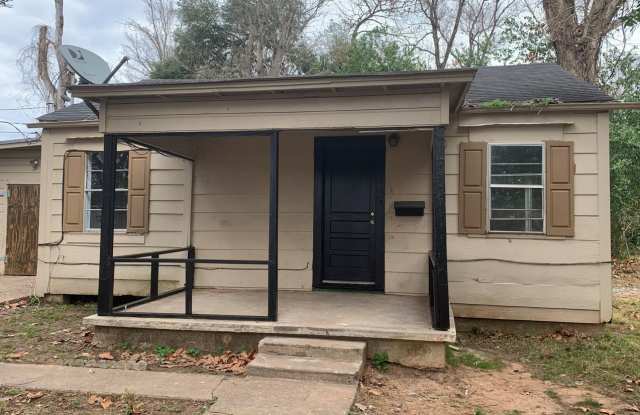 3 Bedroom  1 bathroom  Home In Bossier City Near Casinos 1/2 Off First Month's Rent Gallery 3