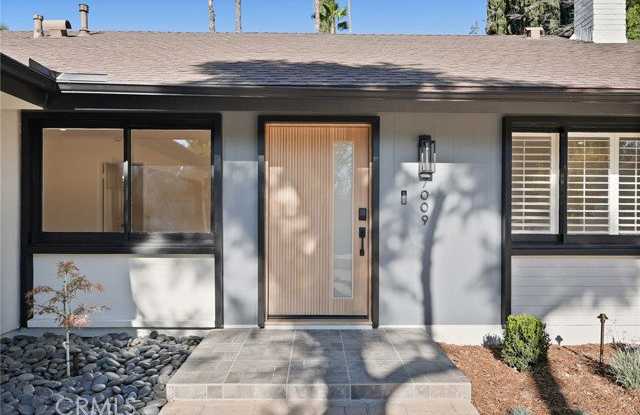 7009 Scarborough Peak Drive Gallery 3