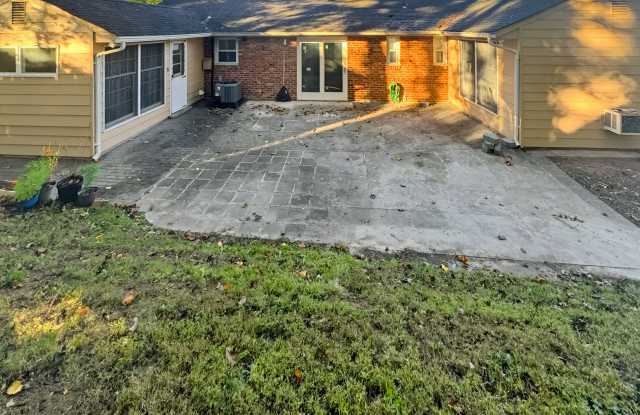 7517 Murillo Street - 7517 Murillo Street, North Springfield, VA 22151