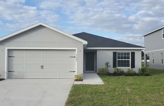 Like NEW!!! 4-Bedroom, 2-Bathroom in Villamar Winter Haven photos photos