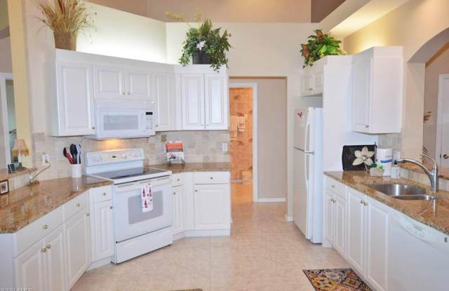 READY FOR A JUNE 2025 LONG-TERM TENANT** ANNUAL ***QUICK APPOVAL PROCESS***SMALL PET FRIENDLY***THE STRAND ANNUAL***FULLY FURNISHED ANNUAL***GREAT LOCATION***HIGH END FINISHES**LUXURY RENTAL*** photos photos