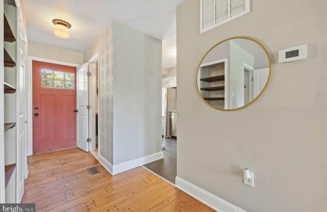 15619 MILLBROOK LANE Gallery 2
