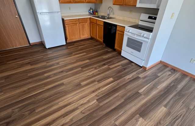 Fairmeadows Village-55+ Independent Living Rental Community Gallery 1