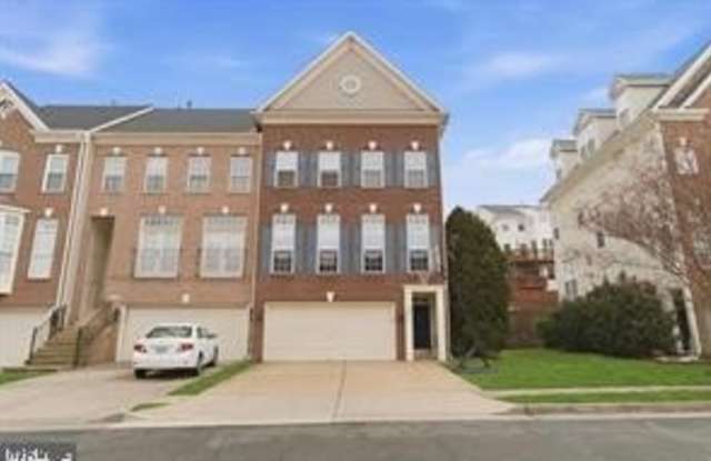 1511 ARTILLERY TER NE photos photos