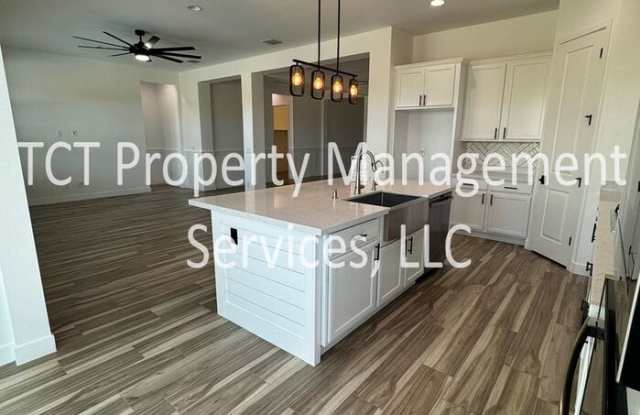 10740 Thatcher Avenue Gallery 4