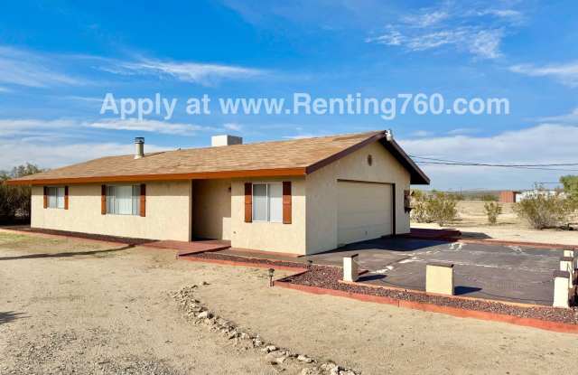 Spacious and Clean 2 bed Home In Joshua Tree - 65036 East Broadway, San Bernardino County, CA 92252