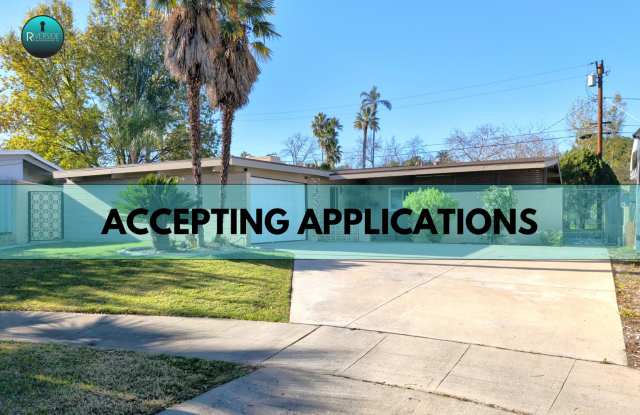 Mid-Century Modern Beauty with Spacious Backyard photos photos