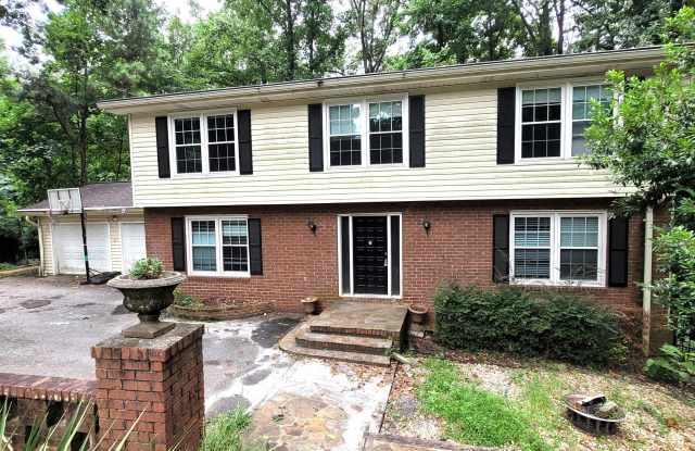 5584 Benton Woods Drive Northeast - 1 Gallery 1