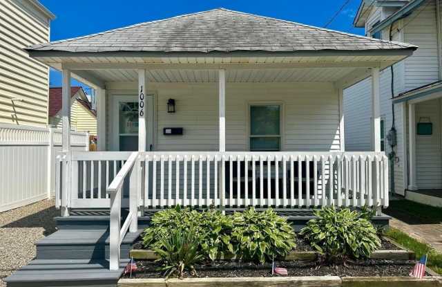 1006 Beach Avenue photos photos