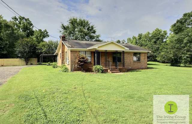 3 Bed, 2 Full Bath - Country Charm with Modern Updates Near Prattville and Maxwell AFB photos photos 3 Bed, 2 Full Bath - Country Charm with Modern Updates Near Prattville and Maxwell AFB photos photos