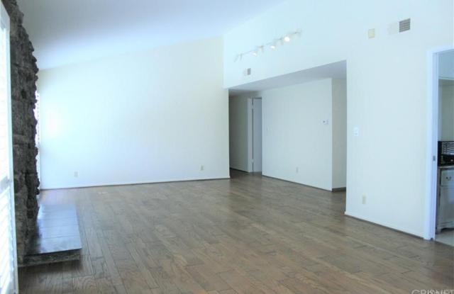 5749 Fairhaven Avenue Gallery 3