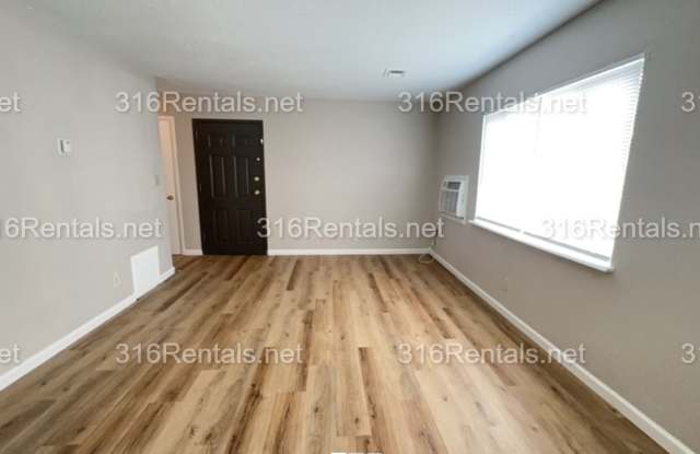 $745 - COMING SOON! Accepting SECTION 8/ Housing Voucher 3 bedroom / 1 bathroom - Remodeled Apartment photos photos