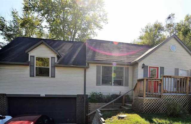 Incredible location! 4 BD/2 BA Home. Across from IU Golf Course and Baseball Field. photos photos