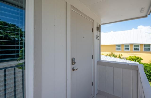 932 JASMINE Lane Gallery 4