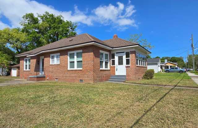 Murray Hill Home 3 Bed 1 Bath photos photos
