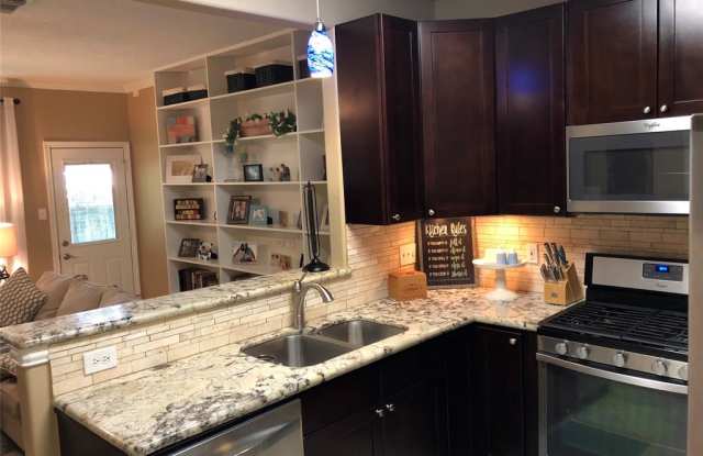 9 E Willowwood Court Gallery 3