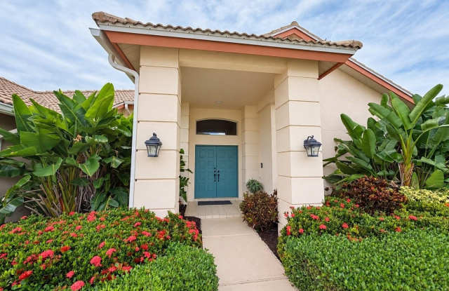 4871 WINTERHAVEN Drive Gallery 2