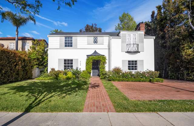 240 South El Camino Drive - 240 South El Camino Drive, Beverly Hills, CA 90212