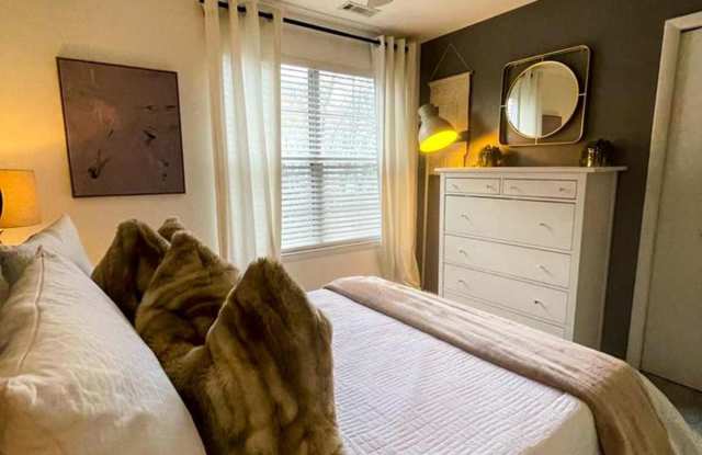 10204 Crested Iris Drive - 1 Gallery 3