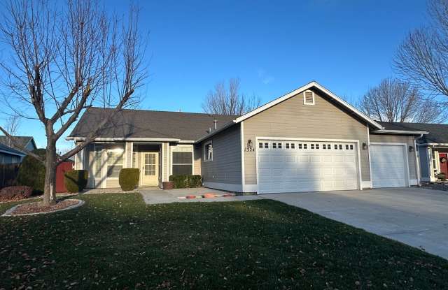 Charming Chichester Home photos photos