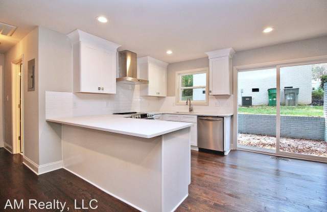 1719 Herrin Avenue Gallery 2