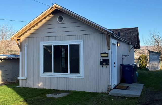 Now renting 1 bedroom House photos photos