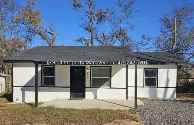 Nice 3 Bed Home for Rent in Van Buren photos photos