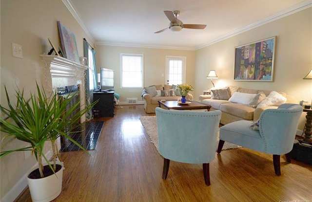 2842 Sunset Drive Gallery 2