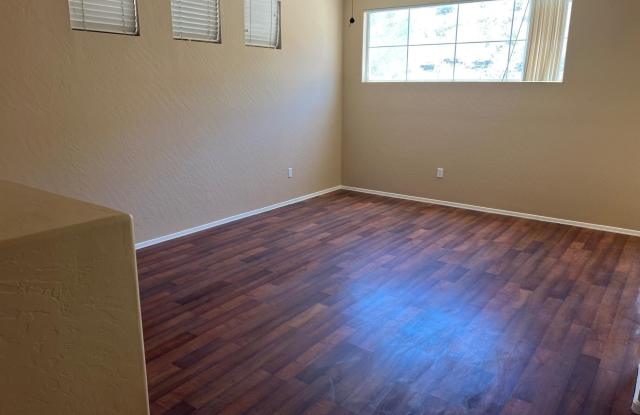 45 W Mountain Sage Drive Gallery 4