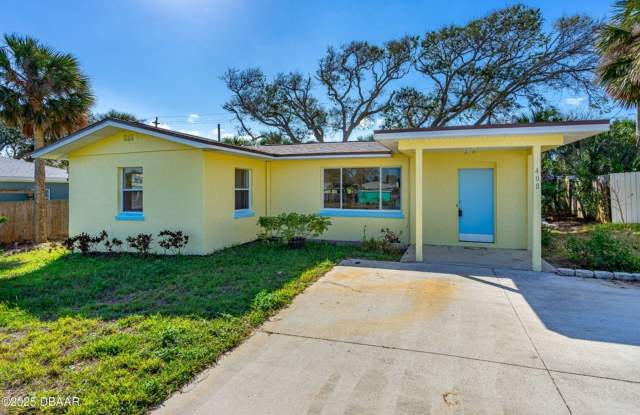 3 Bedroom Beachside Rental photos photos