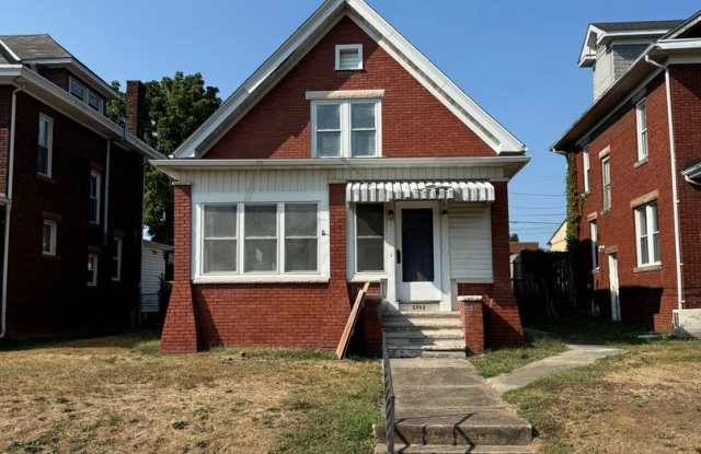 Updated 3 Bed / 2 Bath Home for Rent – Huntington, WV photos photos