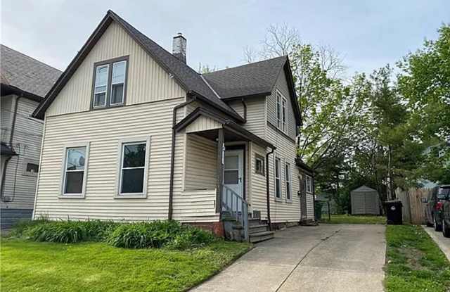 3 bedroom Single Family House photos photos