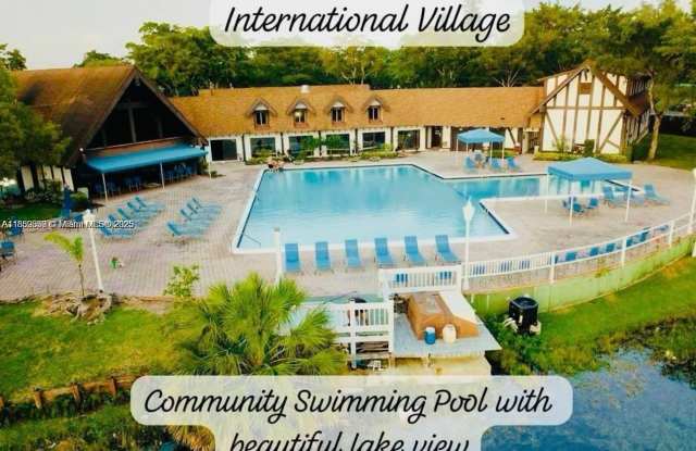 3720 Inverrary Dr photos photos