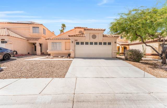 Single-Story Las Vegas Home with Spacious Living & Covered Patio Gallery 1