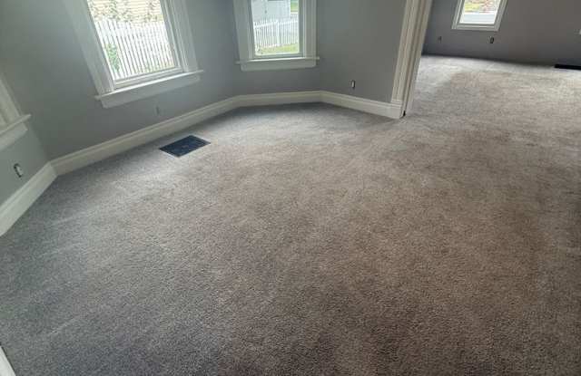 Updated 4 Bedroom Home with Large Corner Lot – 2146 W. 4th St., Davenport, IA photos photos