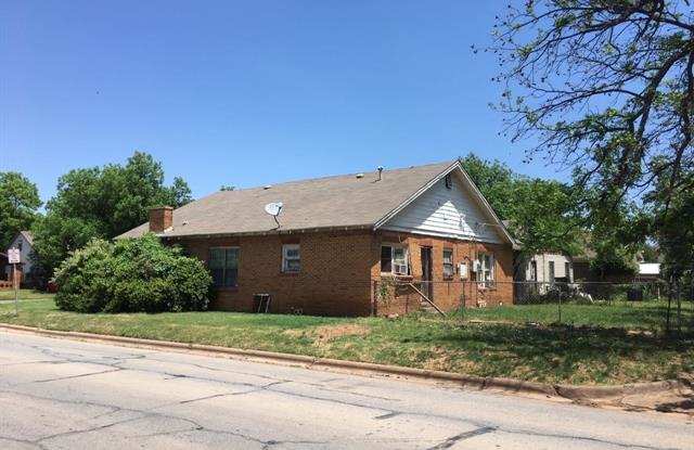 2017 Mcgregor Avenue N - 2017 McGregor Ave, Wichita Falls, TX 76301