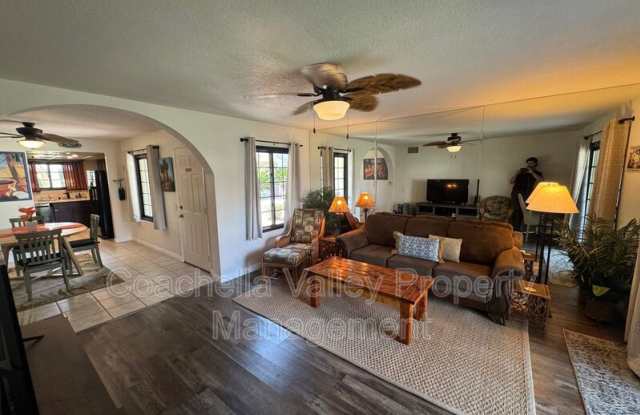 2701 E Mesquite Ave photos photos