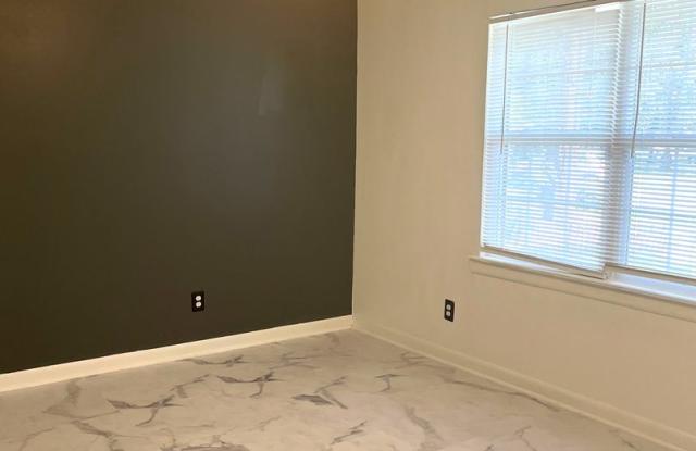 Cute 3 bedroom, 2-bath ranch on cul-de-sac Gallery 4