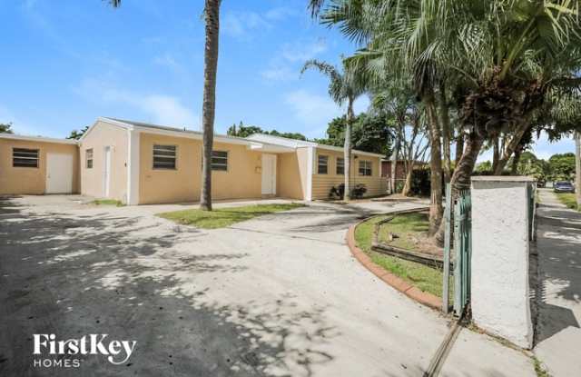 771 Northwest 183rd Drive Gallery 2