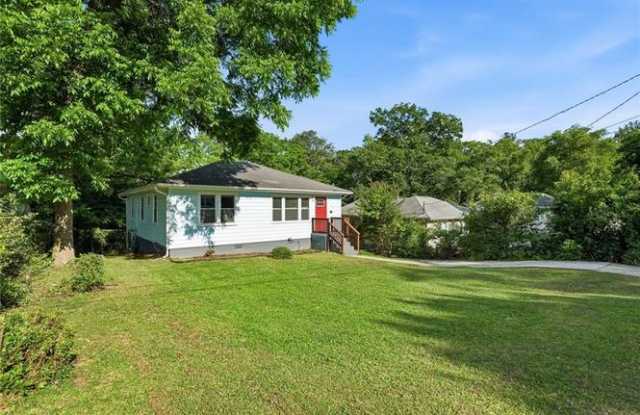 320 Camfield Court Southwest Gallery 3