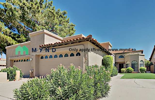 4052 E Sunnyside Dr - 4052 East Sunnyside Drive, Phoenix, AZ 85028
