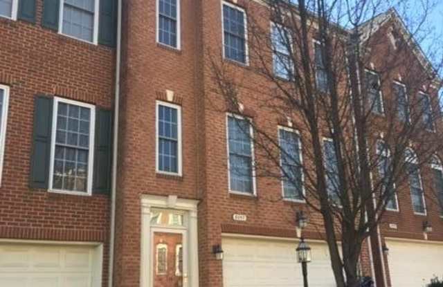 8057 SAMUEL WALLIS STREET - 8057 Samuel Wallis Street, Lorton, VA 22079