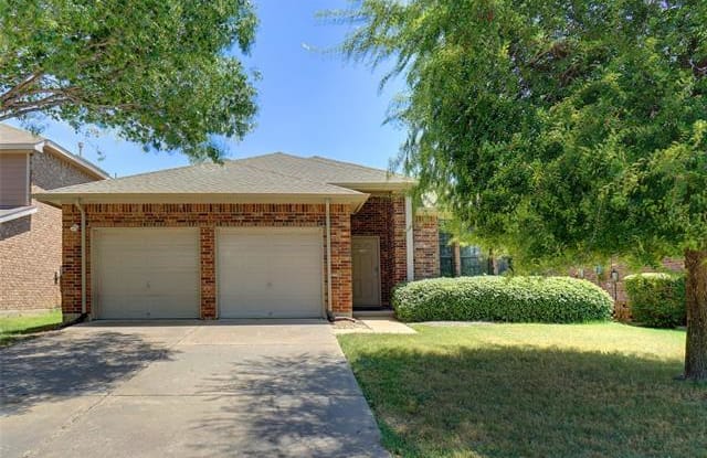 5872 Crestview Drive - 5872 Crestview Drive, Grand Prairie, TX 75052