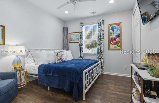 119 Sandbar Lane Gallery 4