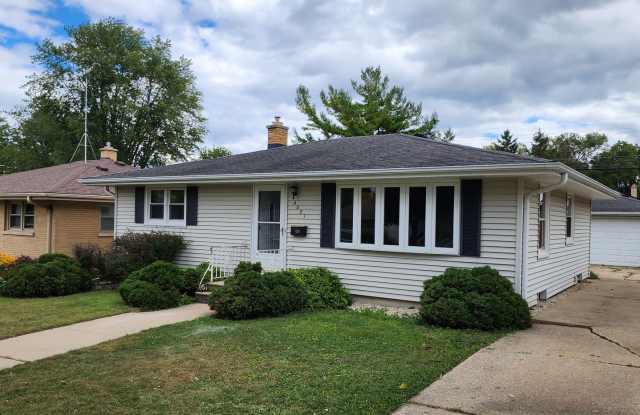 3 bedroom ranch in Forest Park photos photos