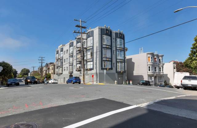 900 Broderick Gallery 4