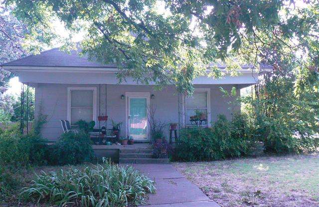 1631 6th Avenue - 1631 6th Avenue, Fort Worth, TX 76104